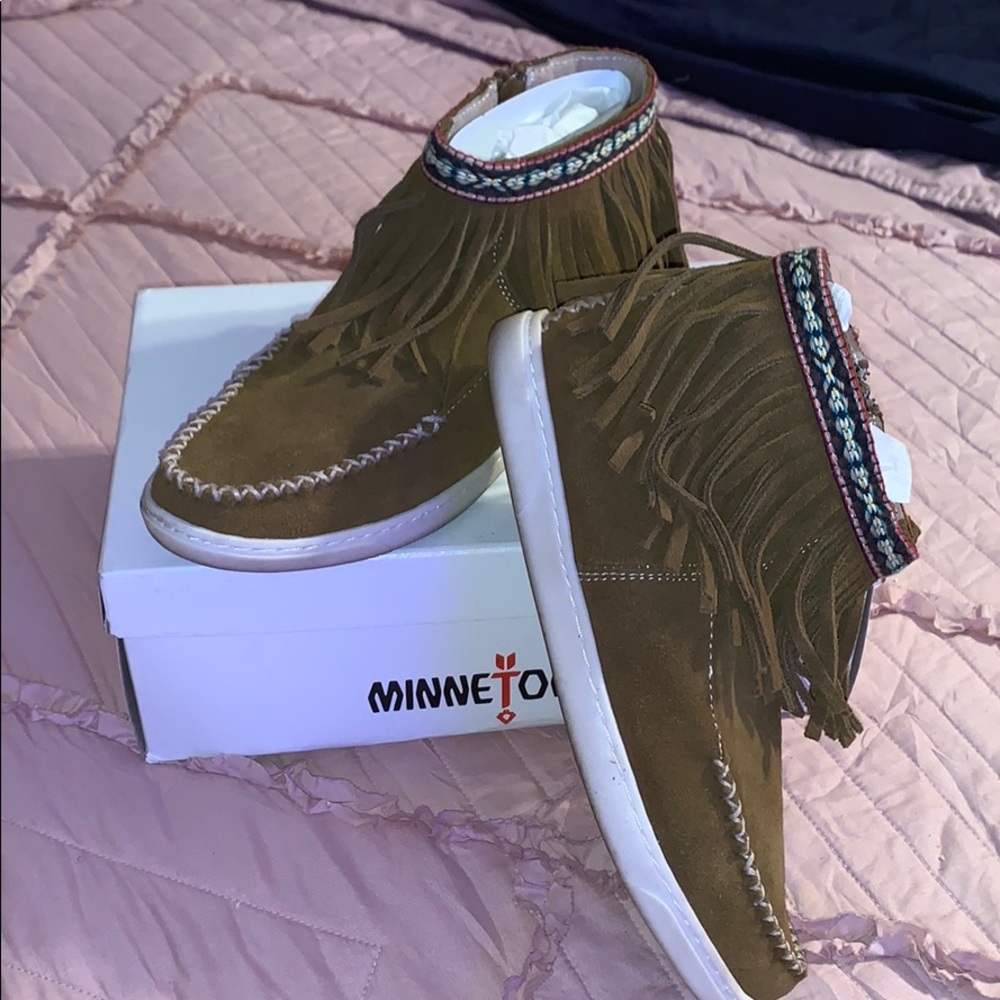 ankle boots